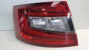 FEU AR G OCTAVIA 5E 17-- 5E5945207